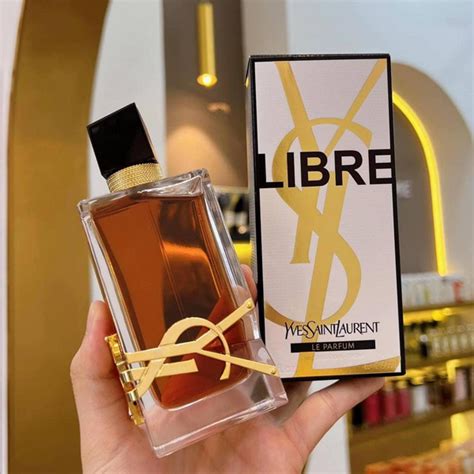 ysl libre giá.